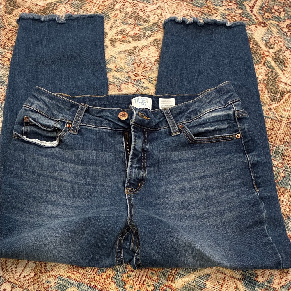 Time and Tru Dark Blue Ankle Jeans size 8 short
